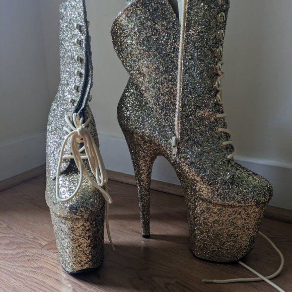 Gold Glitter 8" Pleaser Boot - Picture 2 of 3